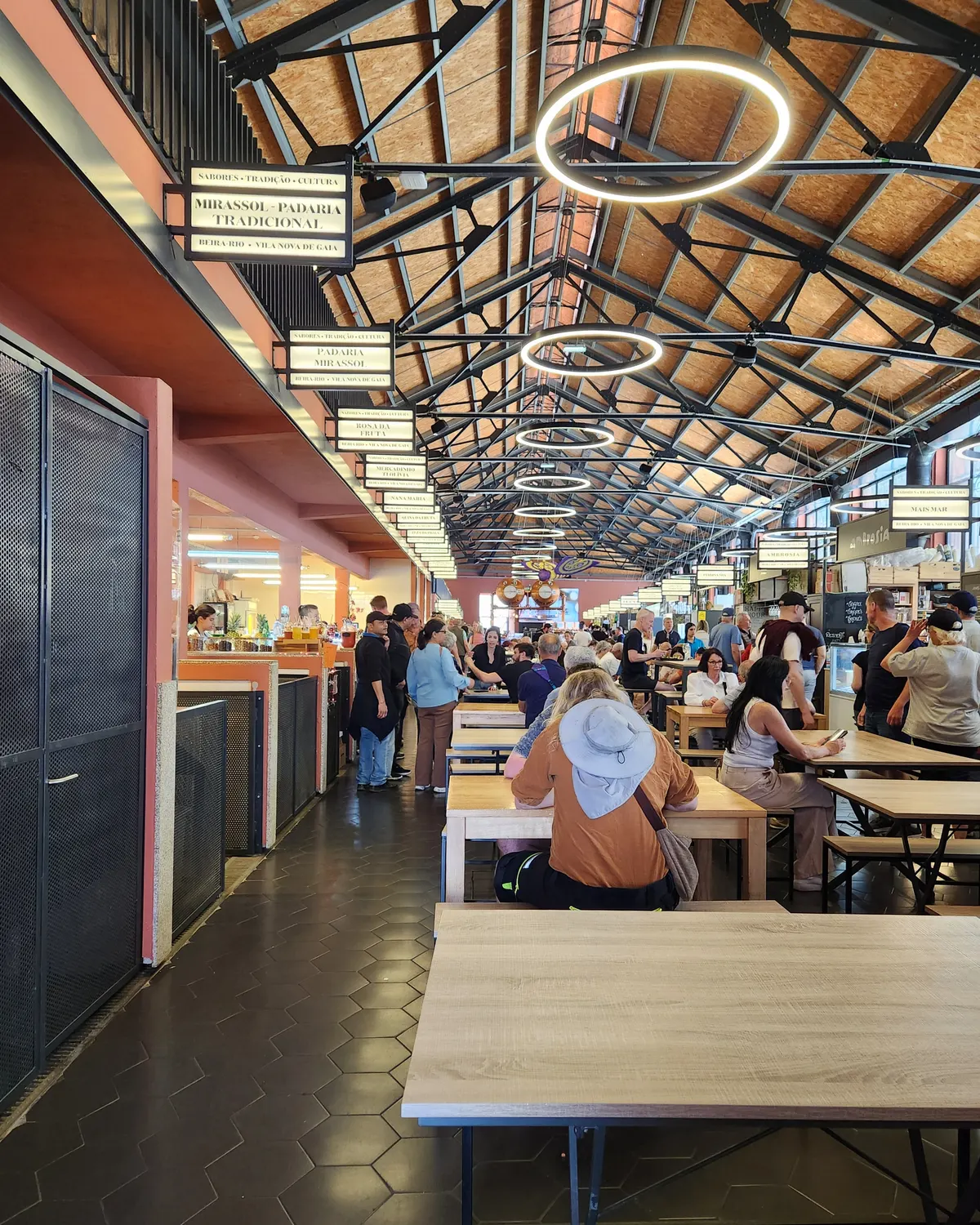 Mercado Beira-Rio in Gaia